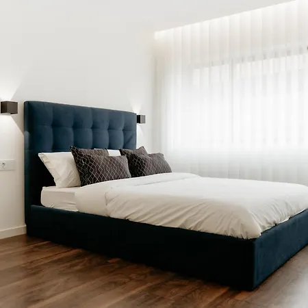 G 0.7 - G.oogle Nest Smart House Apartment