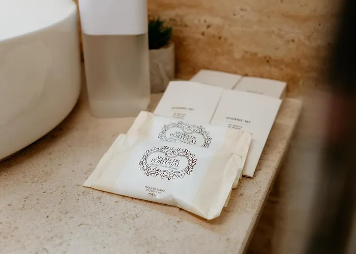 G 0.7 - G.oogle Nest Smart House *